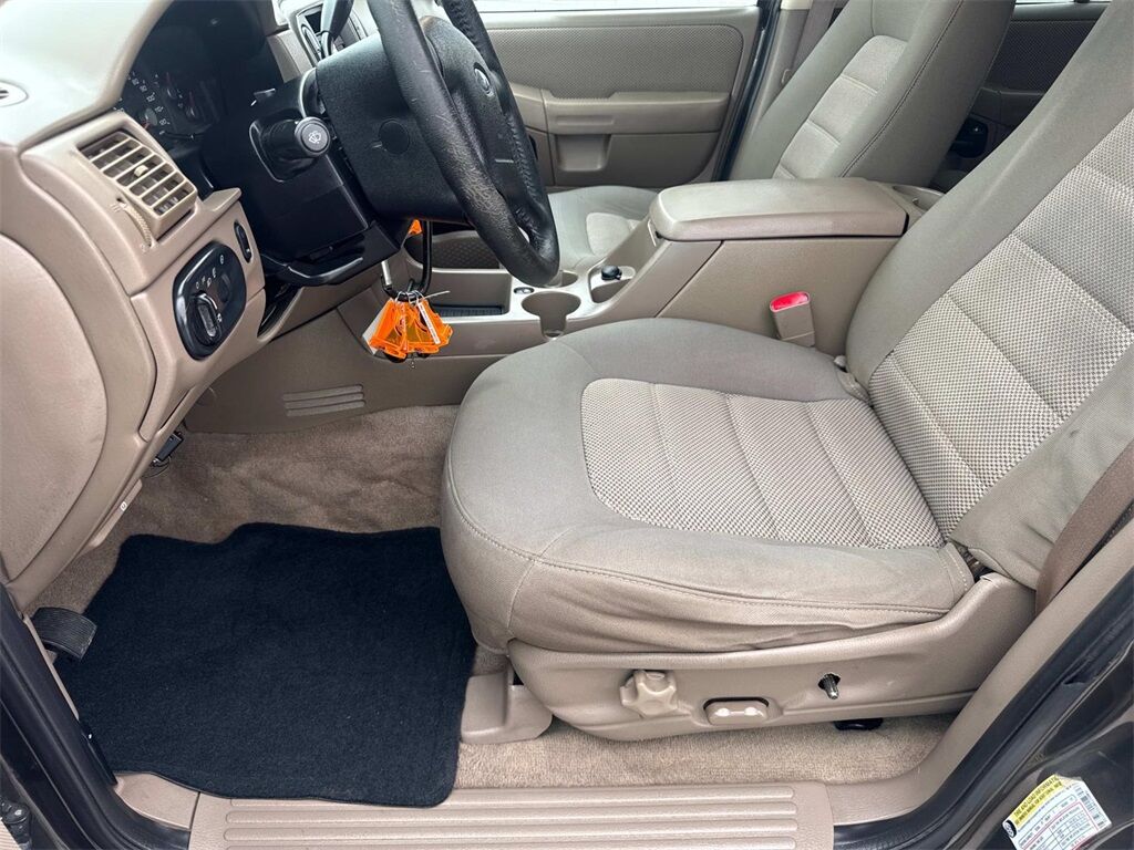 2005 Ford Explorer XLT Quincy MA