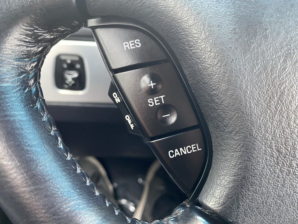 2005 Ford Thunderbird Base Green Bay WI