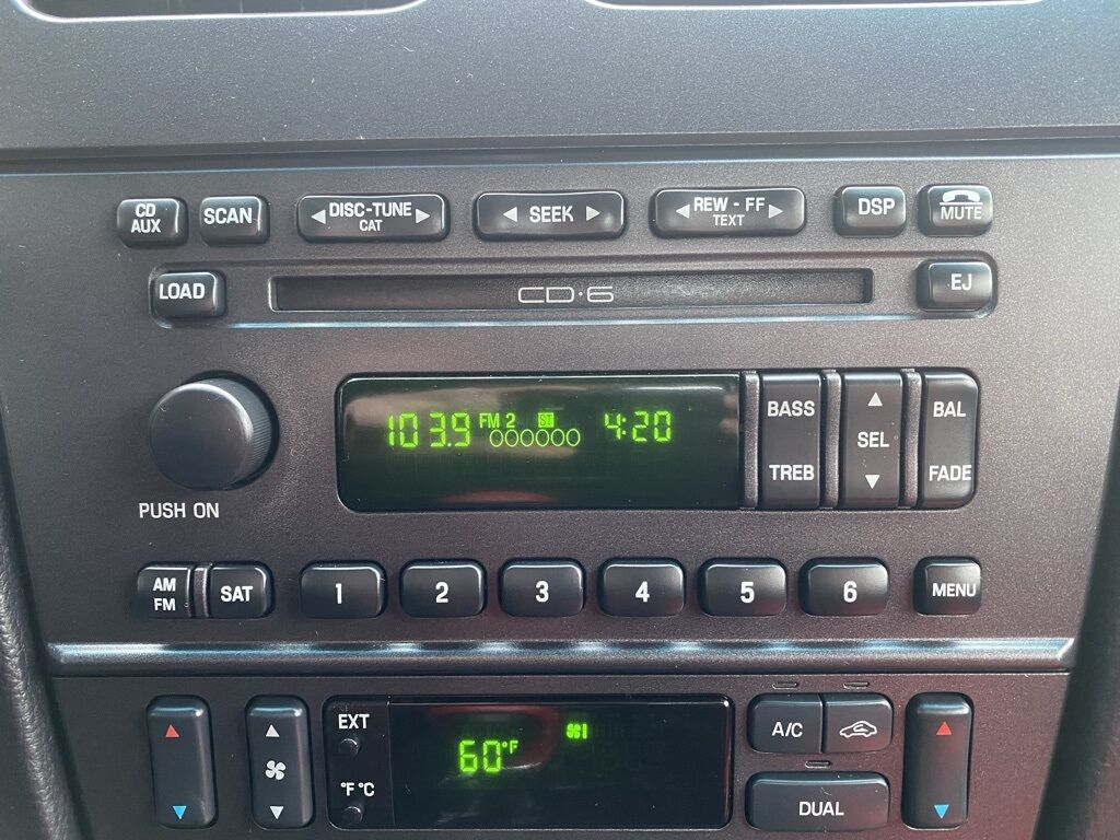 2005 Ford Thunderbird Base Green Bay WI