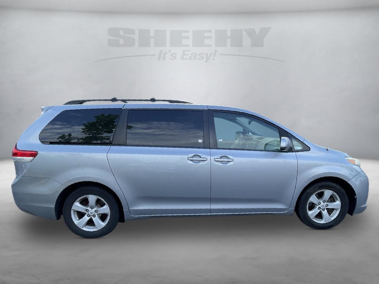 2011 Toyota Sienna LE Alexandria VA