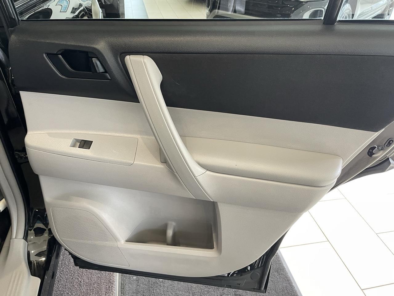 2012 Toyota Highlander SE Annapolis MD