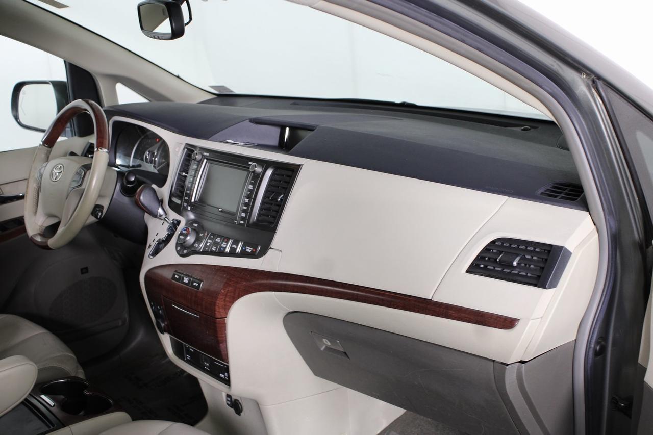 2012 Toyota Sienna Limited Manassas VA