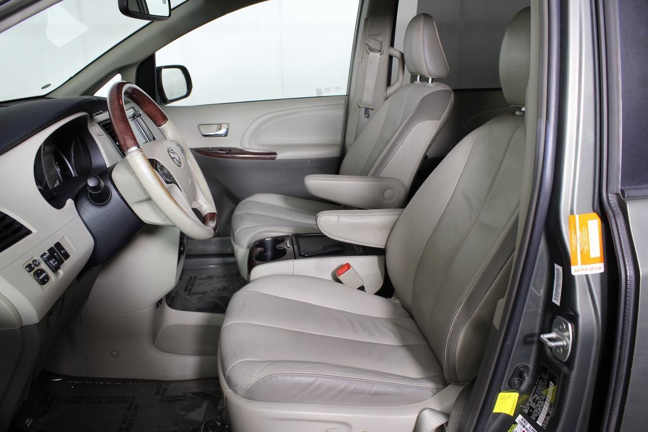 2012 Toyota Sienna Limited Manassas VA