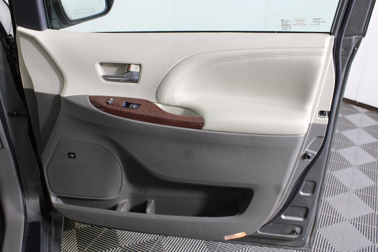 2012 Toyota Sienna Limited Manassas VA