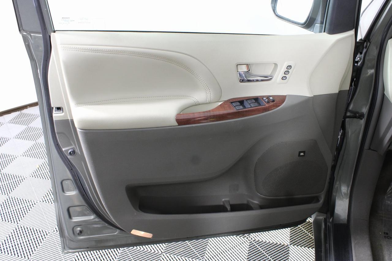 2012 Toyota Sienna Limited Manassas VA