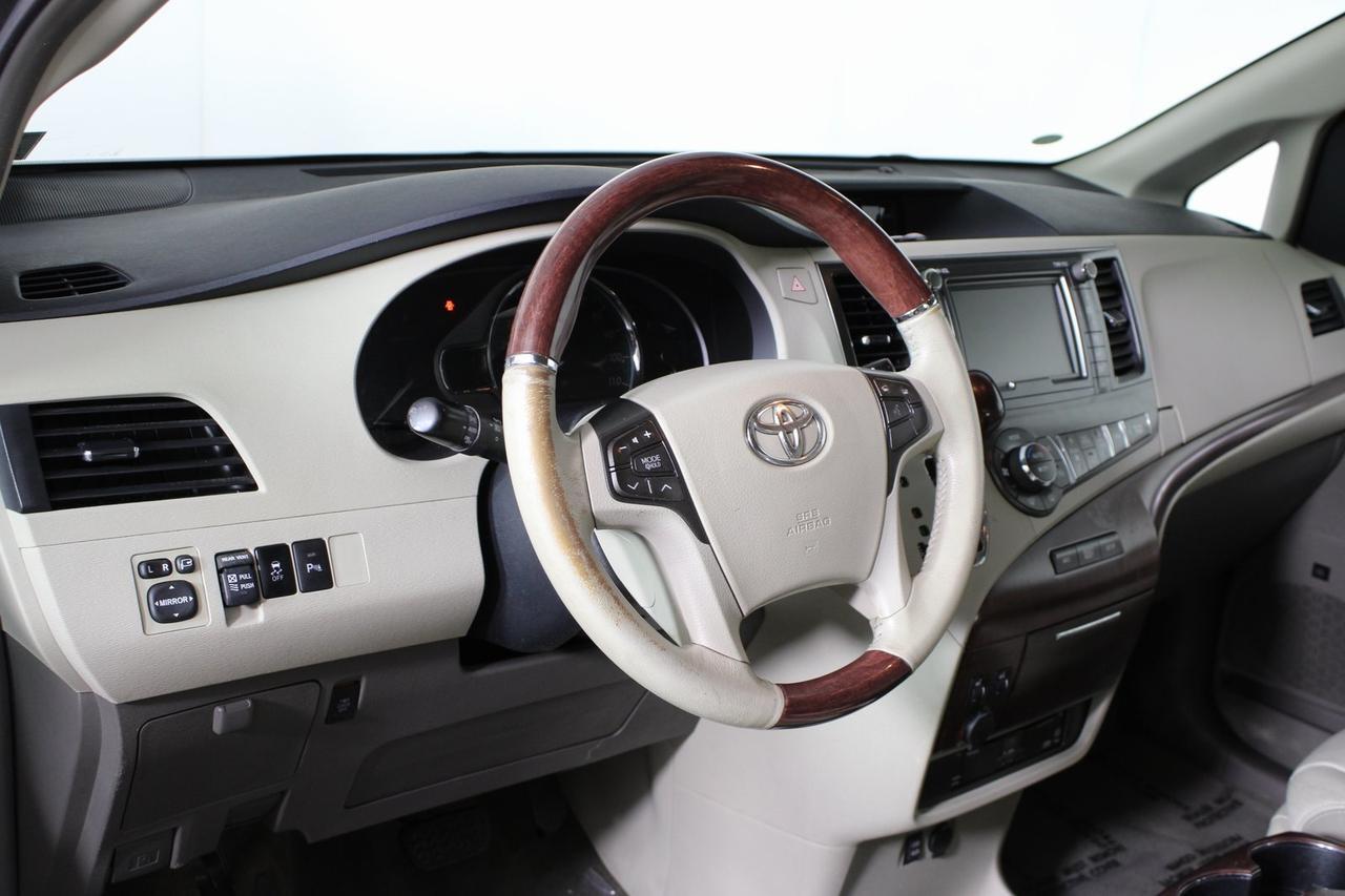 2012 Toyota Sienna Limited Manassas VA