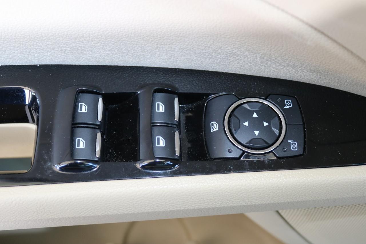 2013 Ford Fusion Hybrid SE Fredericksburg VA