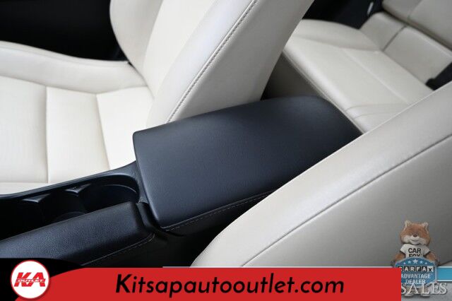 2013 Lexus CT 200h Hybrid / Power & Heated Leather Seats / Navigation / Sunroof / Keyless Entry & Start / USB & Aux Input / Power Windows, Mirrors, & Locks / Cruise Control / Back Up Camera / 40 MPG / Low Miles Banglore
