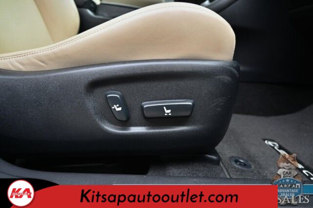 2013 Lexus CT 200h Hybrid / Power & Heated Leather Seats / Navigation / Sunroof / Keyless Entry & Start / USB & Aux Input / Power Windows, Mirrors, & Locks / Cruise Control / Back Up Camera / 40 MPG / Low Miles Banglore