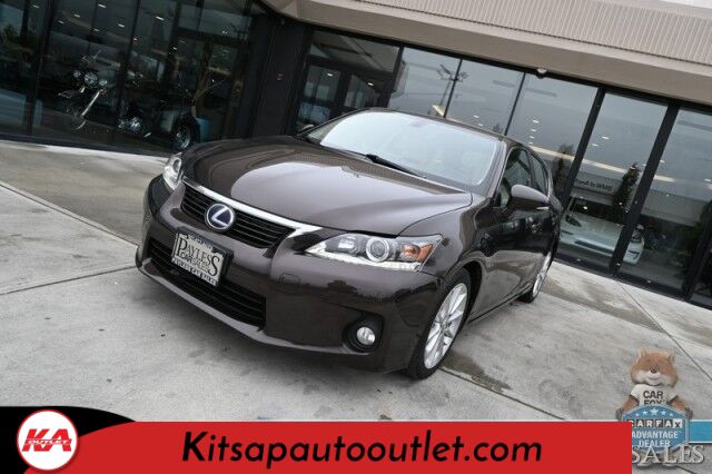 2013 Lexus CT 200h Hybrid / Power & Heated Leather Seats / Navigation / Sunroof / Keyless Entry & Start / USB & Aux Input / Power Windows, Mirrors, & Locks / Cruise Control / Back Up Camera / 40 MPG / Low Miles Banglore