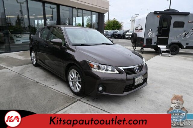 2013 Lexus CT 200h Hybrid / Power & Heated Leather Seats / Navigation / Sunroof / Keyless Entry & Start / USB & Aux Input / Power Windows, Mirrors, & Locks / Cruise Control / Back Up Camera / 40 MPG / Low Miles Banglore