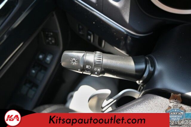 2013 Mitsubishi Lancer Evolution MR / AWD / Touring & Premium Pkg / Power & Heated Recaro Seats / Navigation / Rockford & Fosgate Speakers / Sunroof / Bluetooth / AUX & USB Input Keyless Entry & Start / Cruise Control / 23 MPG Banglore