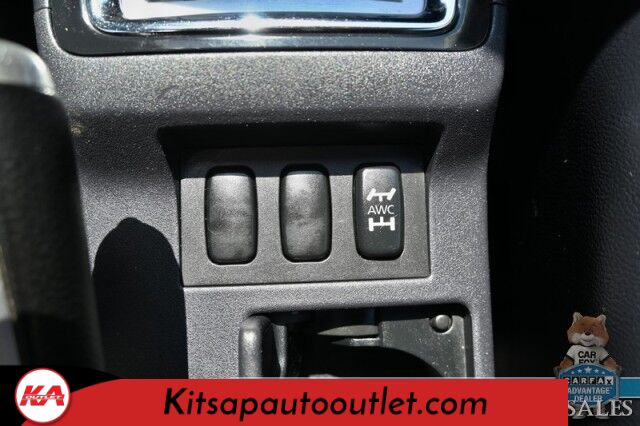 2013 Mitsubishi Lancer Evolution MR / AWD / Touring & Premium Pkg / Power & Heated Recaro Seats / Navigation / Rockford & Fosgate Speakers / Sunroof / Bluetooth / AUX & USB Input Keyless Entry & Start / Cruise Control / 23 MPG Banglore