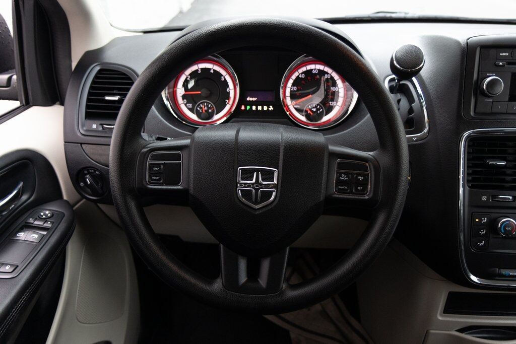 2014 Dodge Grand Caravan AVP Kenosha WI