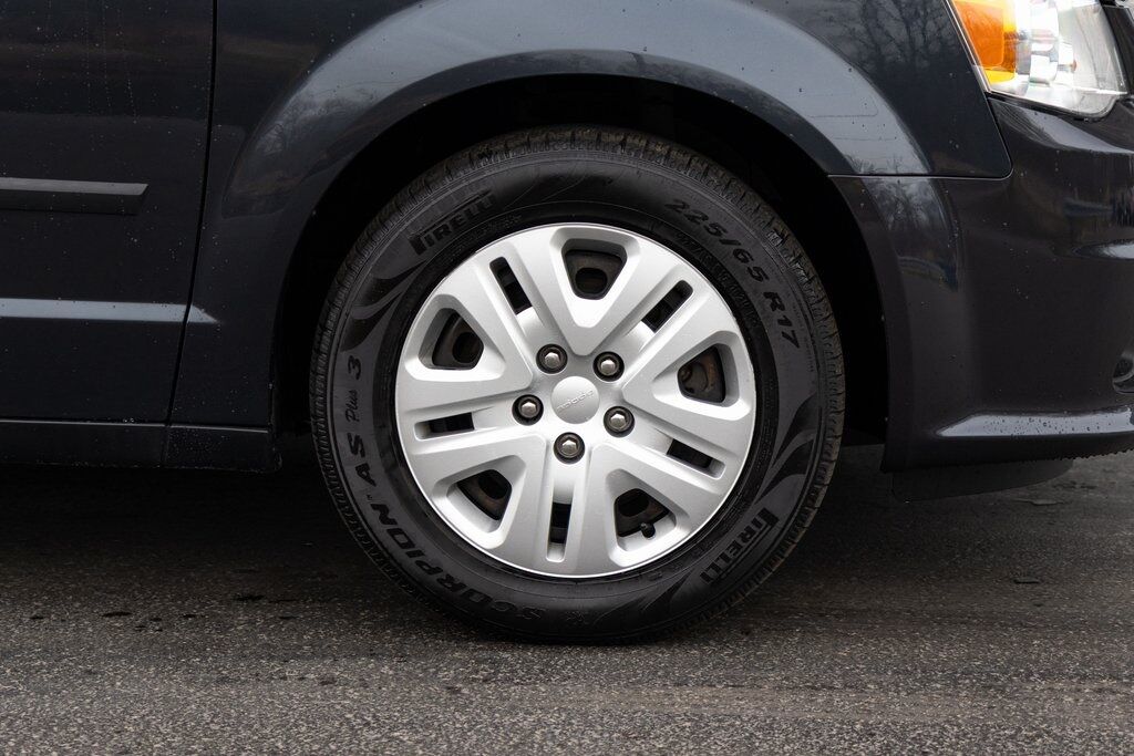 2014 Dodge Grand Caravan AVP Kenosha WI