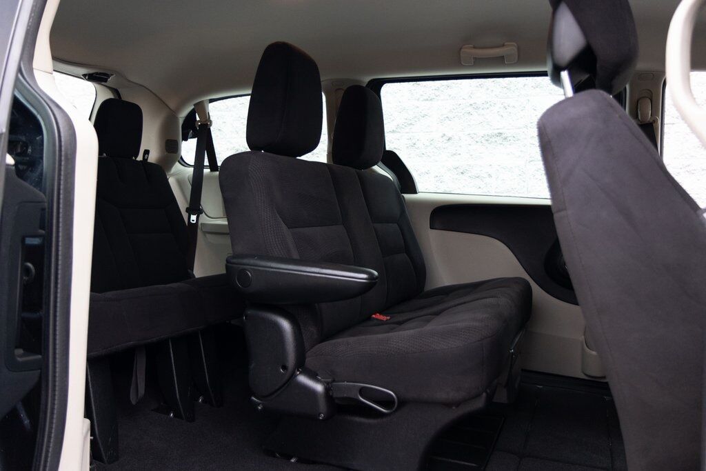 2014 Dodge Grand Caravan AVP Kenosha WI
