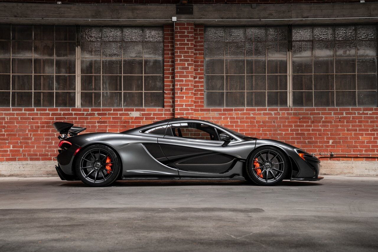 2014 McLaren P1