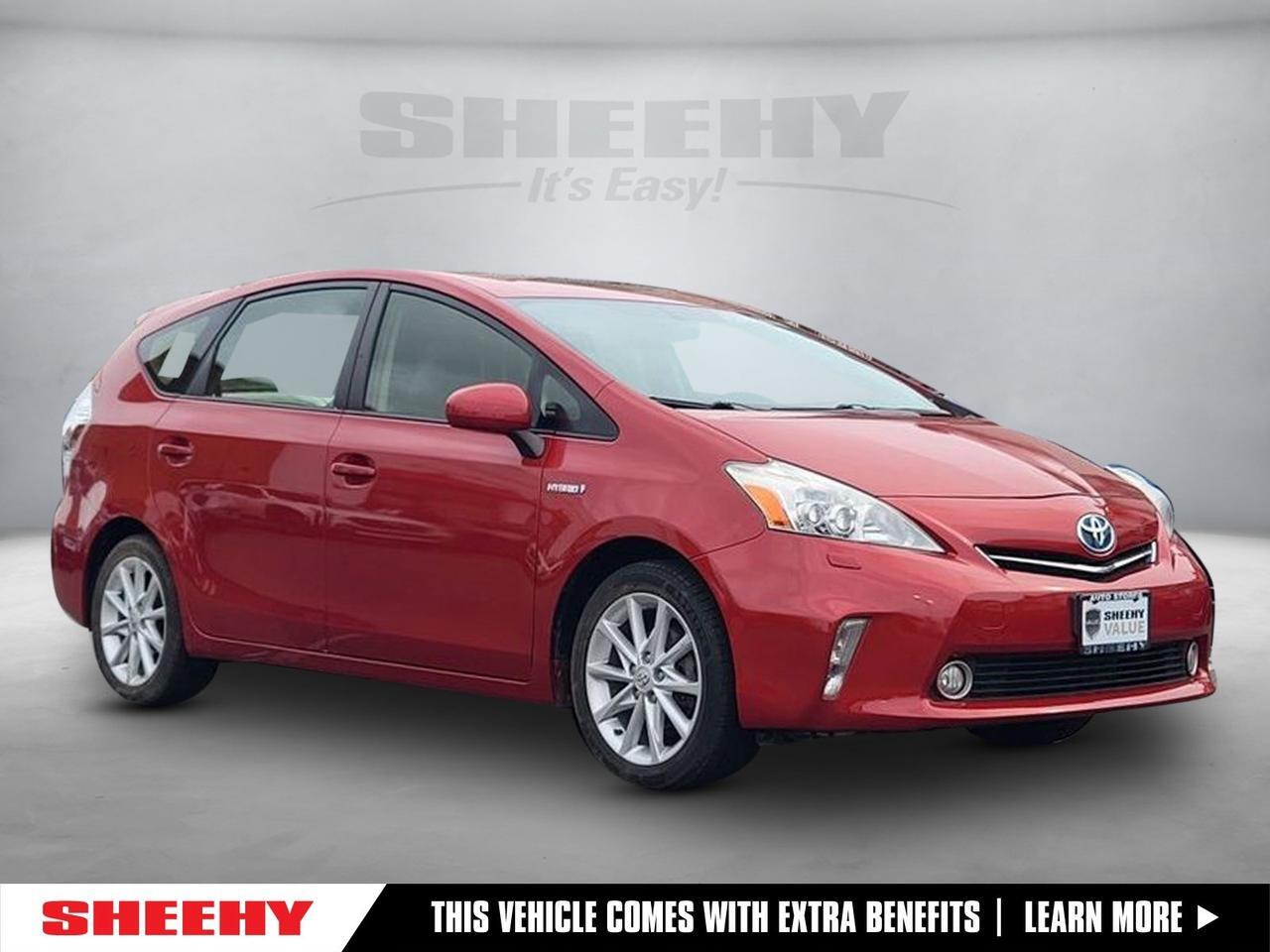 2014 Toyota Prius v Five