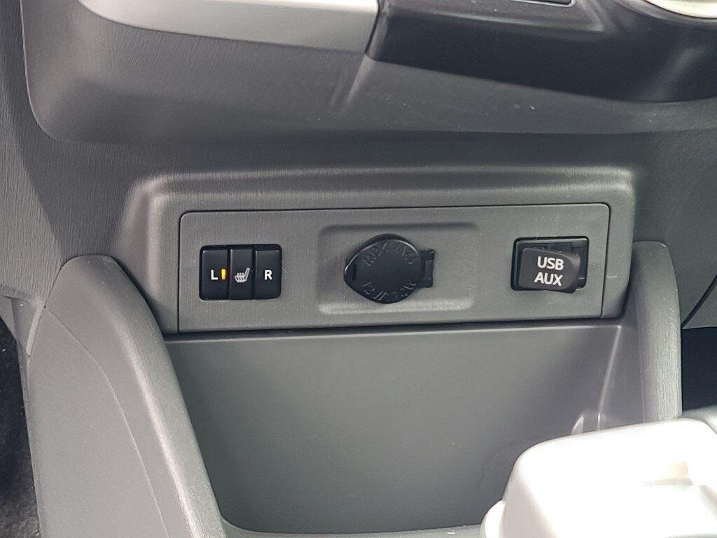 2014 Toyota Prius v Five Springfield VA