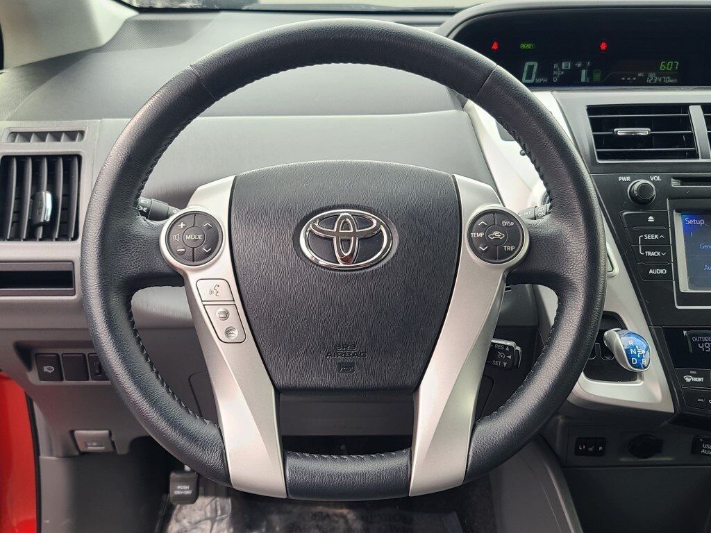 2014 Toyota Prius v Five Springfield VA