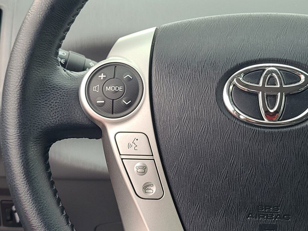 2014 Toyota Prius v Five Springfield VA