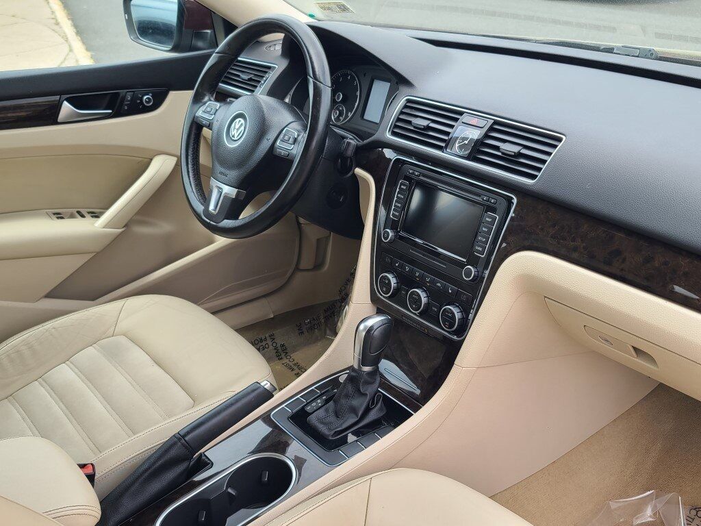 2014 Volkswagen Passat SEL Premium Springfield VA
