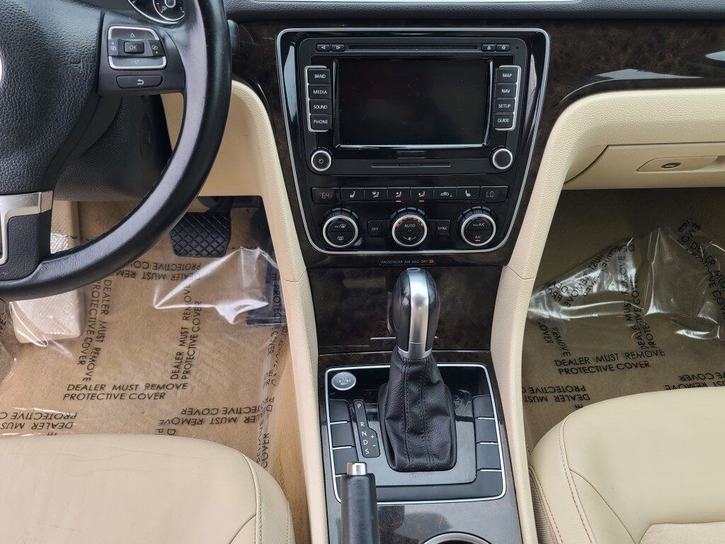 2014 Volkswagen Passat SEL Premium Springfield VA