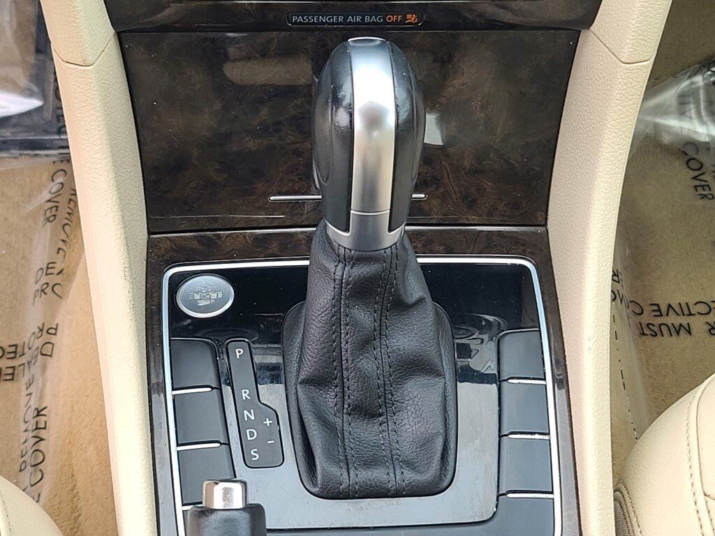 2014 Volkswagen Passat SEL Premium Springfield VA