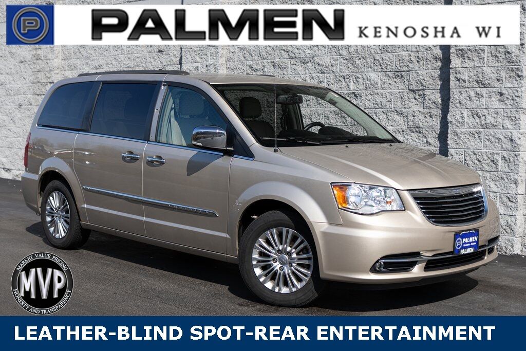 2015 Chrysler Town &amp; Country Touring-L