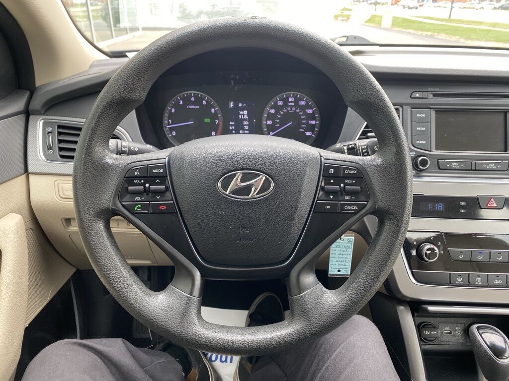 2015 Hyundai Sonata SE Green Bay WI