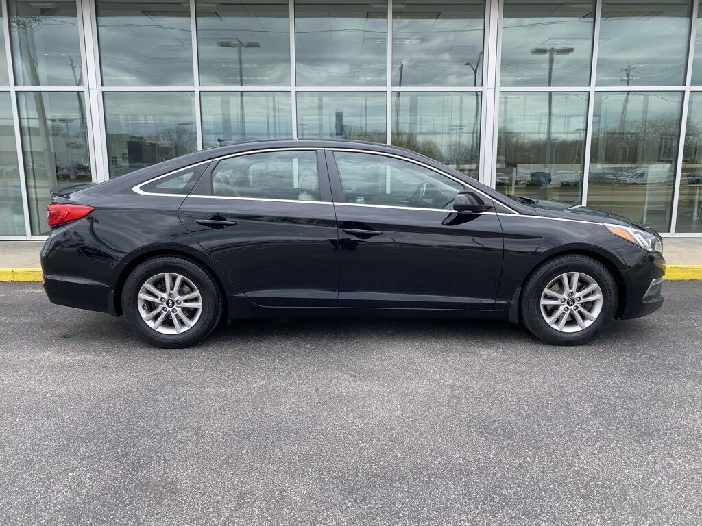 2015 Hyundai Sonata SE Green Bay WI