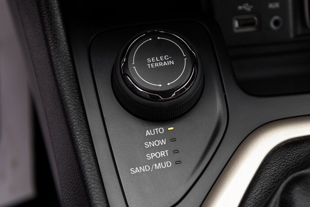 2015 Jeep Cherokee Latitude Racine WI