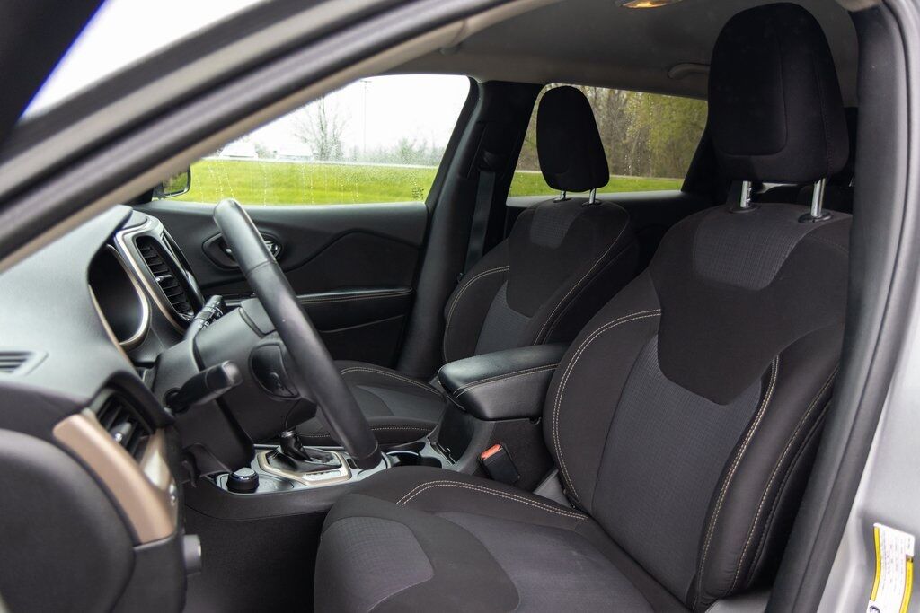 2015 Jeep Cherokee Latitude Racine WI