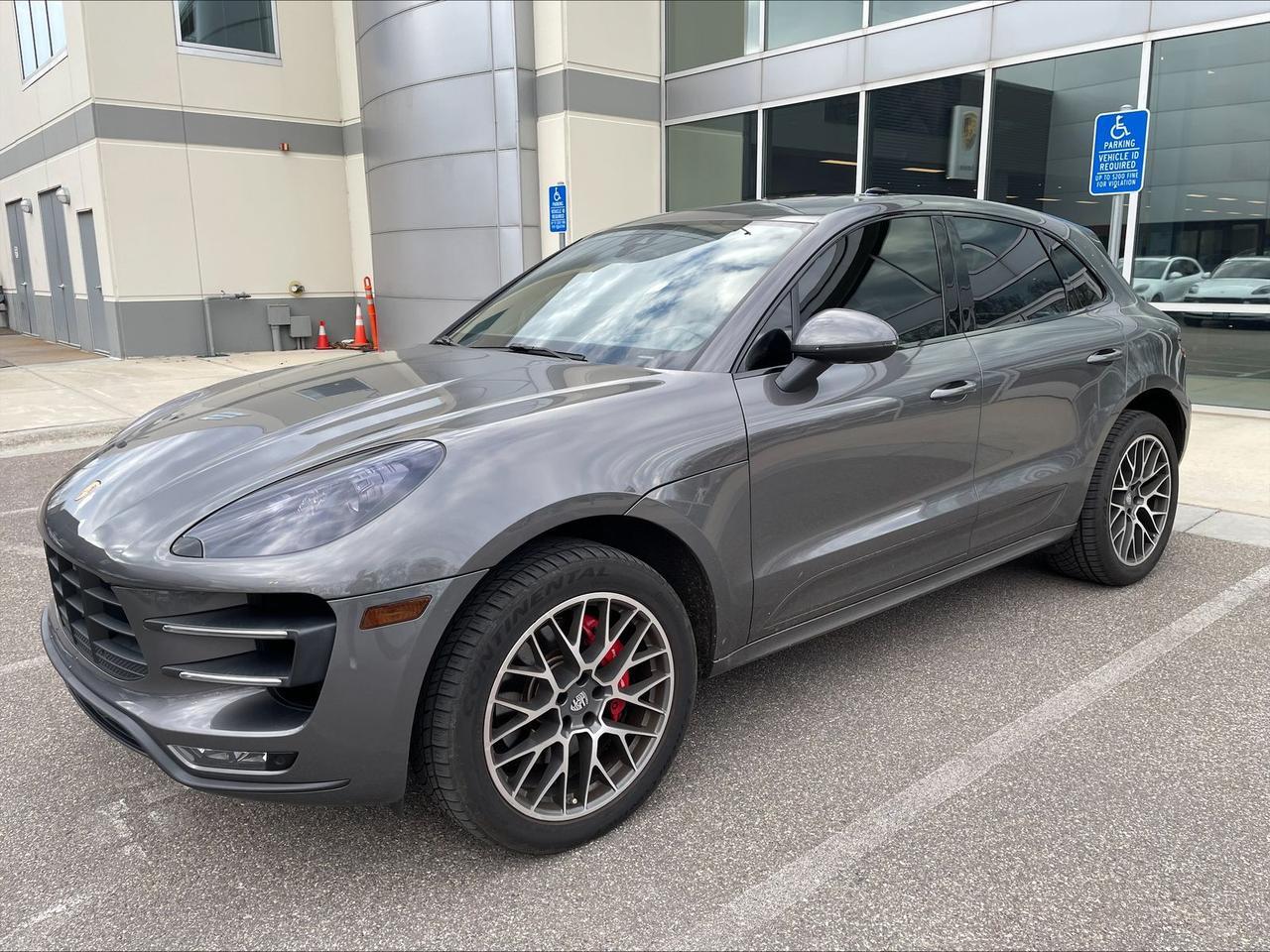 2015 Porsche Macan Turbo