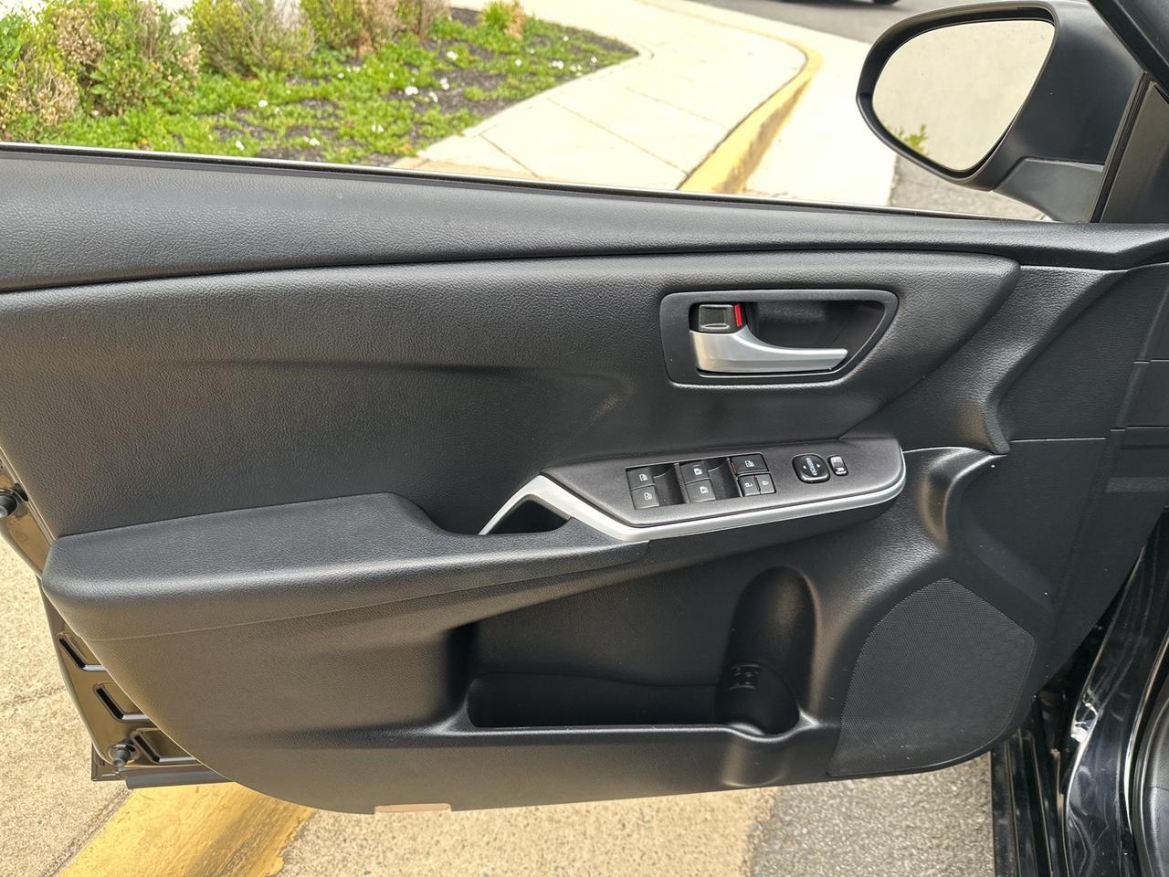 2015 Toyota Camry SE Chantilly VA