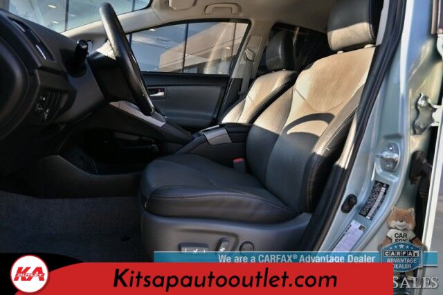2015 Toyota Prius Four / Power & Heated Leather Seats / Power Mirrors, Windows & Locks / JBL Speakers / Navigation / Bluetooth / Back Up Camera / Cruise Control / Keyless Entry & Start / Aluminum Wheels / 51 MPG Banglore