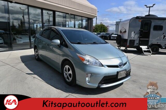 2015 Toyota Prius Four / Power & Heated Leather Seats / Power Mirrors, Windows & Locks / JBL Speakers / Navigation / Bluetooth / Back Up Camera / Cruise Control / Keyless Entry & Start / Aluminum Wheels / 51 MPG Banglore