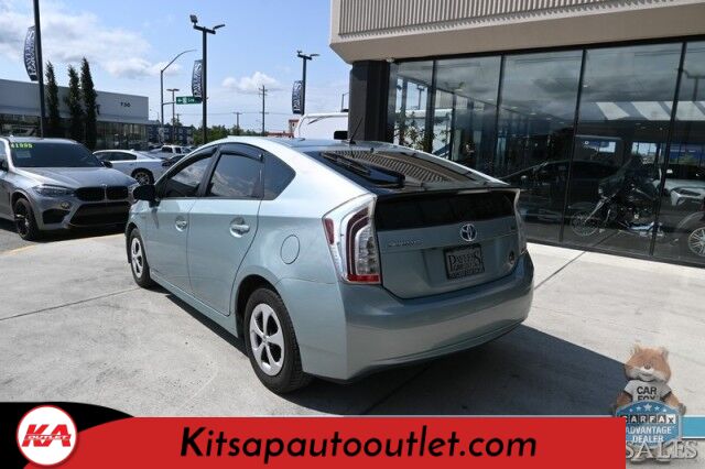 2015 Toyota Prius Four / Power & Heated Leather Seats / Power Mirrors, Windows & Locks / JBL Speakers / Navigation / Bluetooth / Back Up Camera / Cruise Control / Keyless Entry & Start / Aluminum Wheels / 51 MPG Banglore