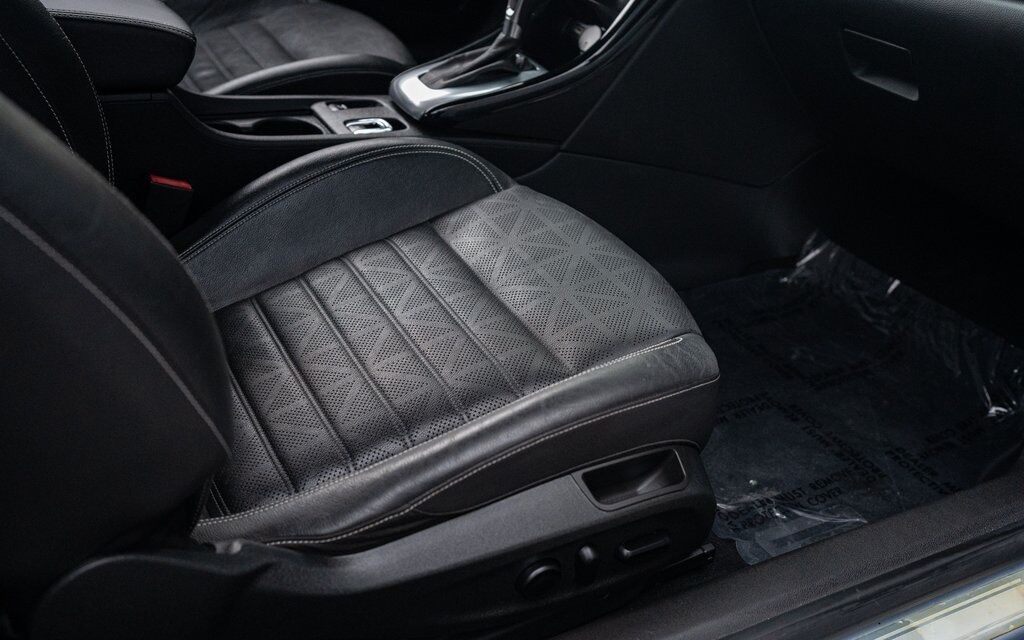 2016 Buick Cascada Premium White Marsh MD