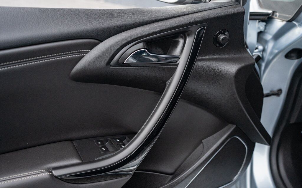 2016 Buick Cascada Premium White Marsh MD