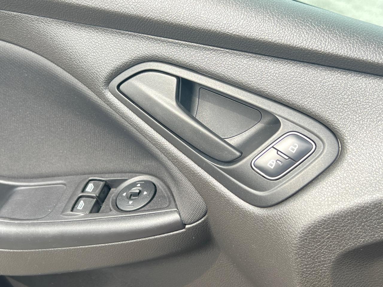 2016 Ford Focus S Hagerstown MD