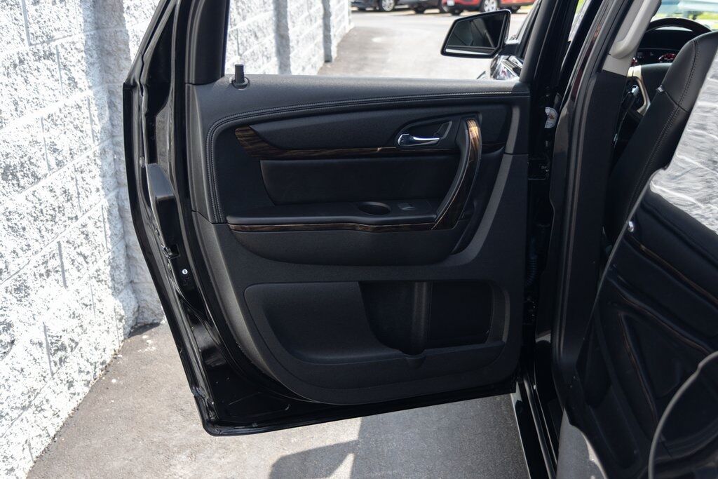 2016 GMC Acadia Denali Kenosha WI