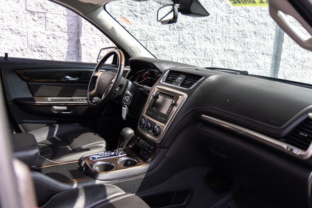 2016 GMC Acadia Denali Kenosha WI