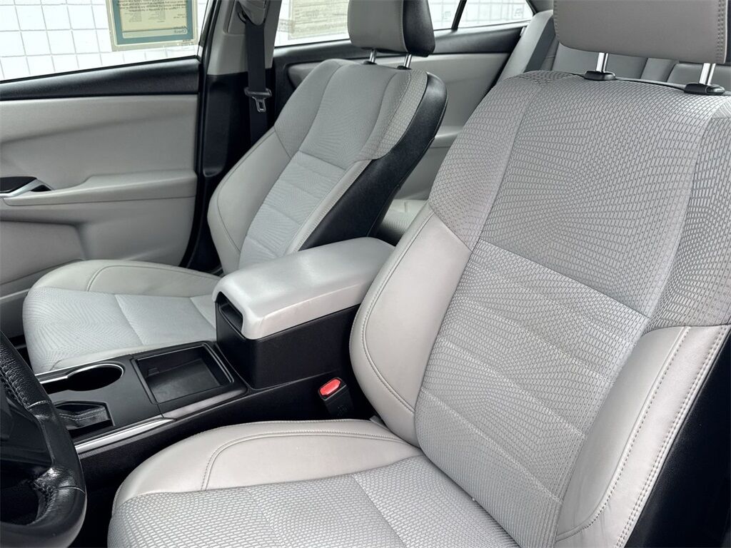 2016 Toyota Camry SE Quincy MA