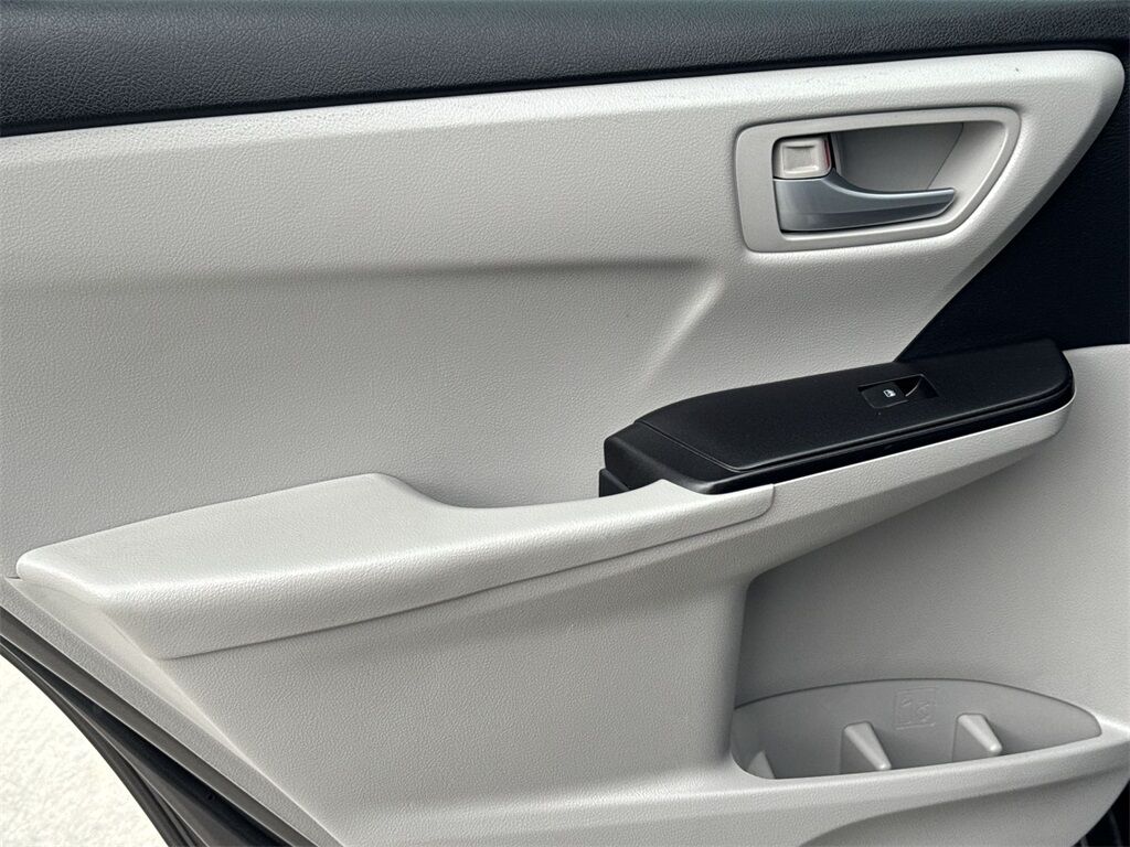 2016 Toyota Camry SE Quincy MA