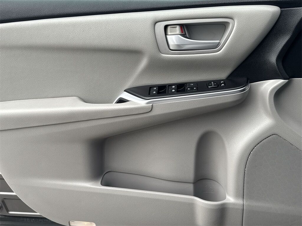 2016 Toyota Camry SE Quincy MA