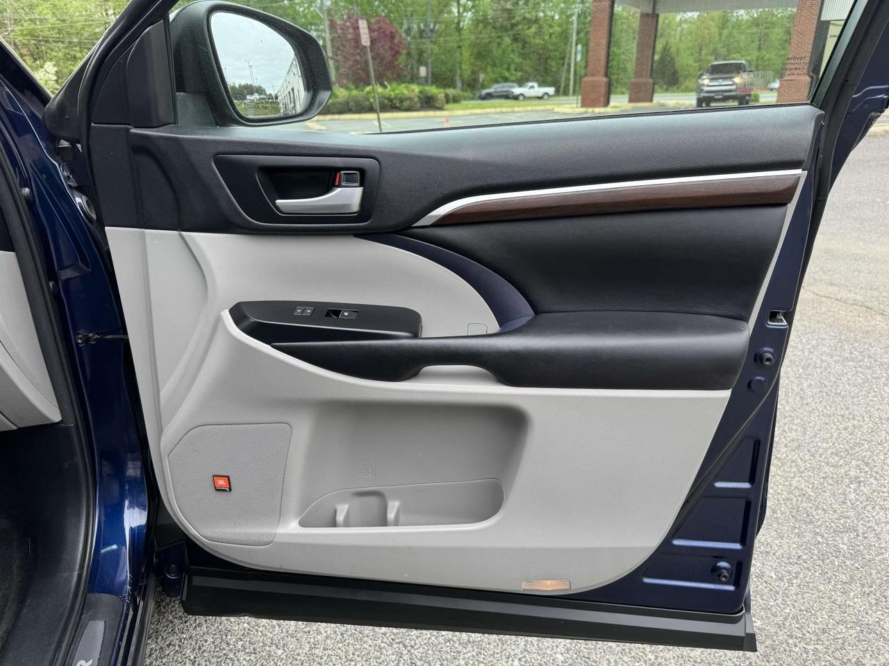 2016 Toyota Highlander Limited Platinum V6 Fredericksburg VA