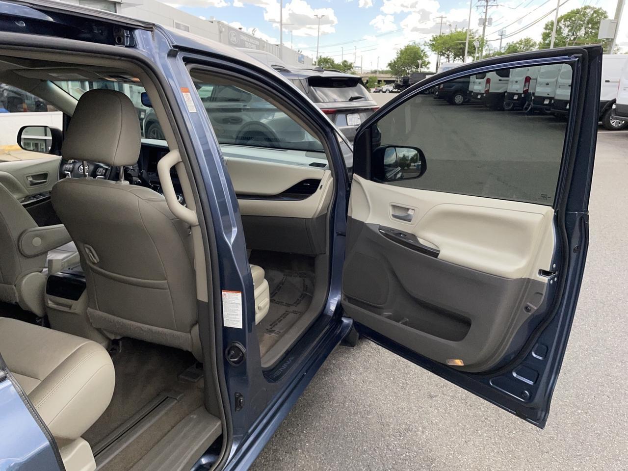 2016 Toyota Sienna XLE Premium Springfield VA