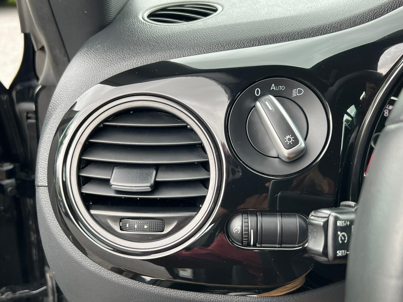 2016 Volkswagen Beetle 1.8T S Hagerstown MD