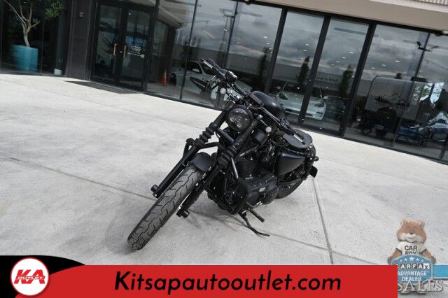 2017 Harley Davidson Iron 883 / Vance & Hines Shorty Exhaust / Roland Sands Design Billet Parts / Heated Grips / L.E.D Headlight & Signals / Keyless Start / Only 6K Miles Banglore